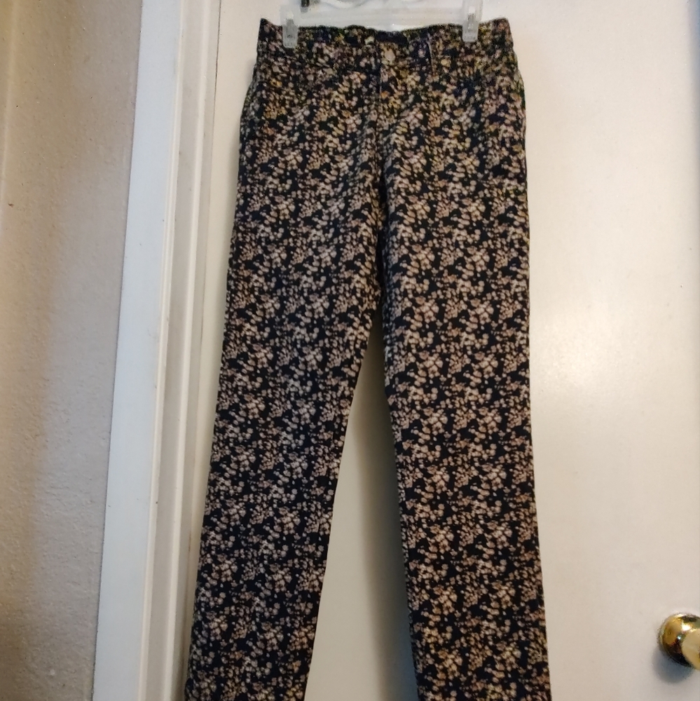 Levi's flower print skinny jeans. New. Size 6. - Picture 11 of 16